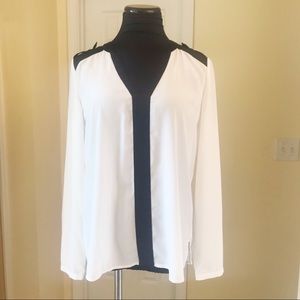 🔥Nordstrom🔥Vince Camuto Blouse